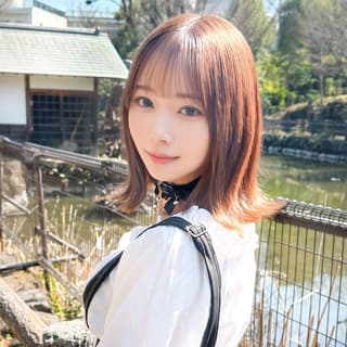 天使のようなスレンダーボディの女が野外で3連中出し