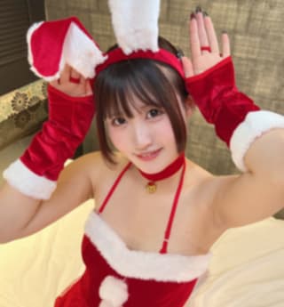 Gカップバンドボーカルがサンタコスプレで中出しSEX