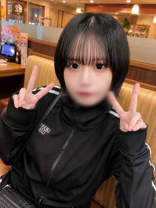 巨乳保育士のアナル舐め