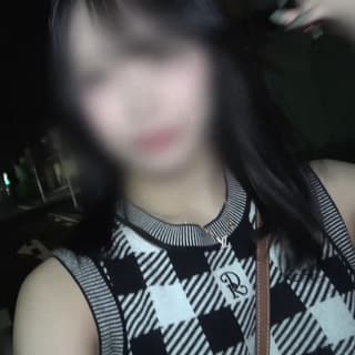 素人すずちゃんの自宅お泊り中出し