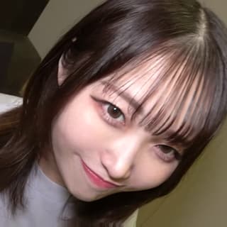 18歳アイドル級の新人娘が無修正で生中出し