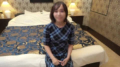 美人売り子が性欲強めかも… サンプル画像2