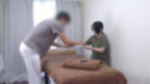 美乳OLのマッサージ快感 サンプル画像1