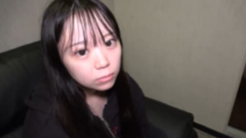 新人アイドル系美女の初登場 サンプル画像1