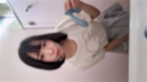 超絶ｲﾓｳﾄ体型のコンカフェ嬢が半外半中出しでイキまくる サンプル画像3