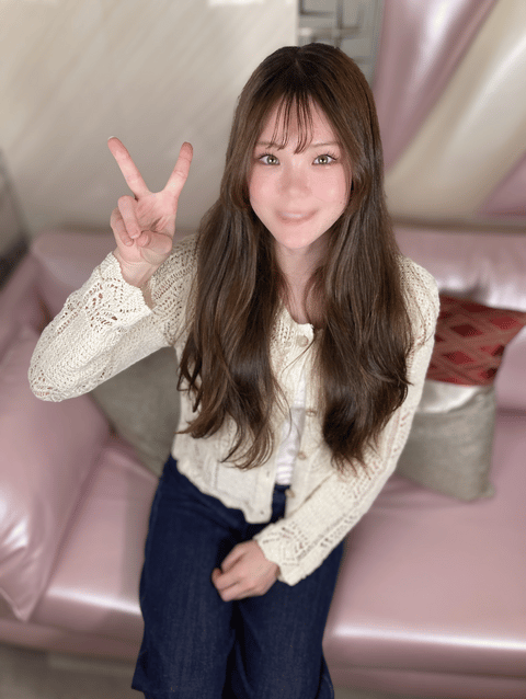 ロシアハーフ18歳メイサちゃんの美マンに巨根 サンプル画像1