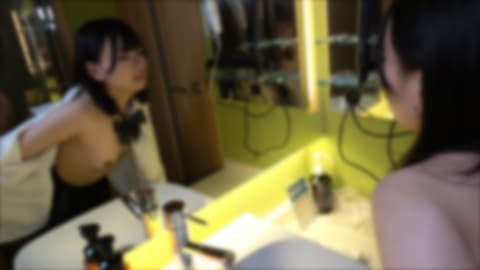 制服姿の大生が剛毛マ〇コでイキまくる サンプル画像5