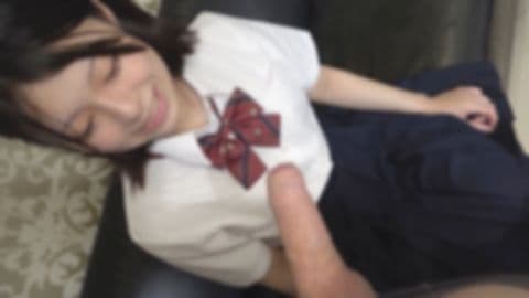 18歳の純粋無垢な美少女と大量中出し サンプル画像2