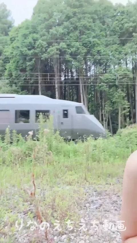 パイパン大生の野外オナニー サンプル画像5