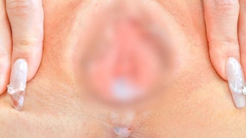 19歳の黒髪美女うるちゃんがスケベおじさんと中出し サンプル画像10