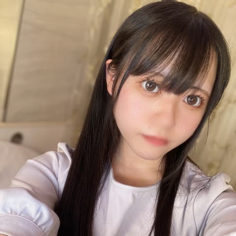 純粋なアナウンサー似のまゆちゃんがエッチな素顔を見せる サンプル画像1