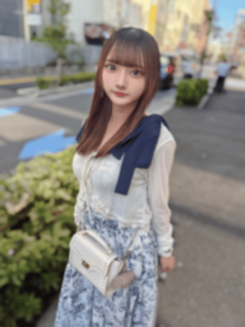 ハーフモデル18才の無修正ハメ撮り サンプル画像1