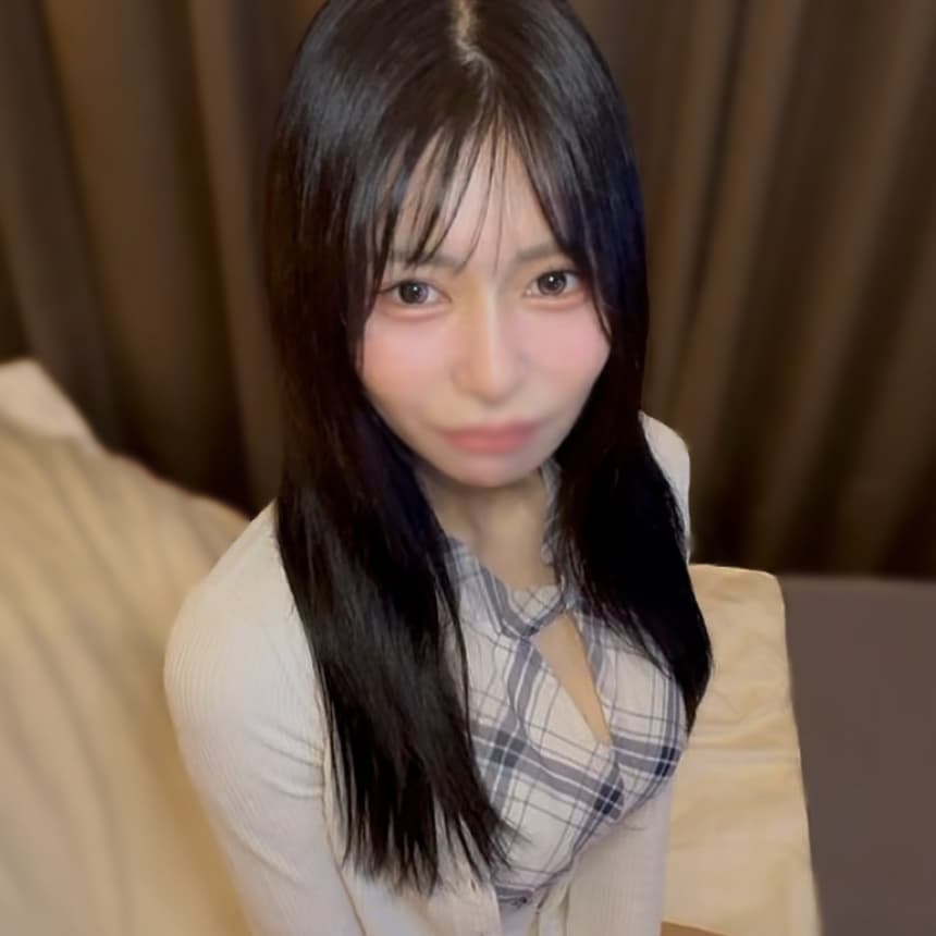 黒髪Gカップ美女の大量中出し
