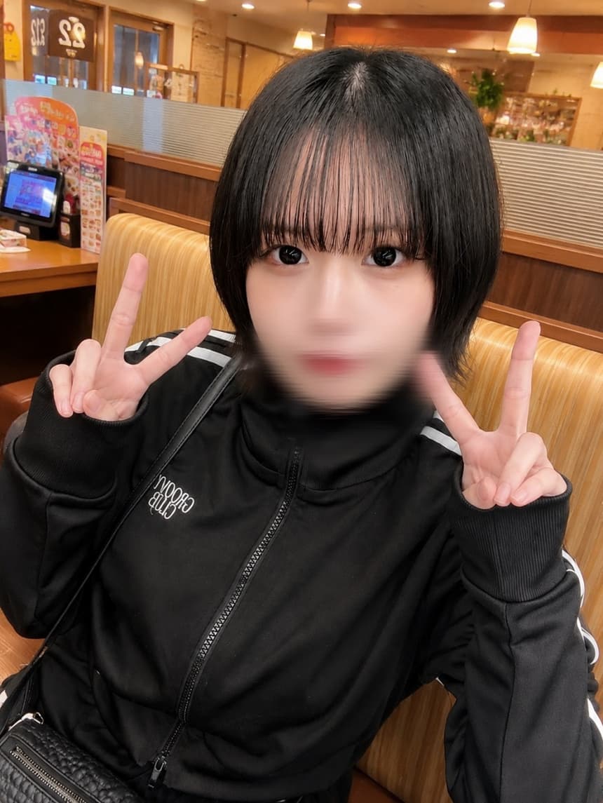 巨乳保育士のアナル舐め