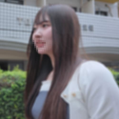 素人色白美女と黒人の中出しセックス